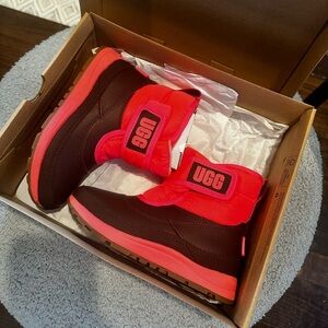 UGG Snow Kids Boots in Pink and Rich Brown